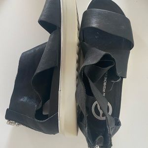 The Wishbones collection sandals